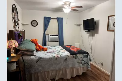 607 Garcia Street, Lockhart, TX 78644 - Photo 17