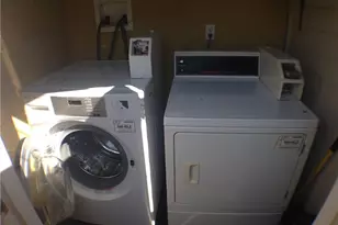 906 W 22nd St, Austin, TX 78705 - Photo 5