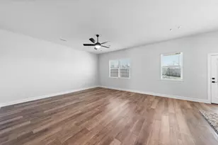 17008 Wind Chime Dr, Manor, TX 78653 - Photo 5