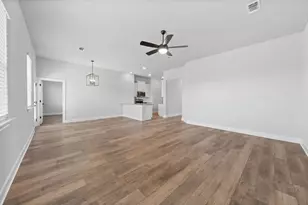 17008 Wind Chime Dr, Manor, TX 78653 - Photo 5