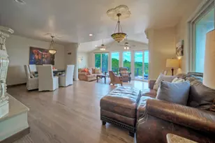 8005 Sharon Rd, Volente, TX 78641 - Photo 9