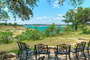 8005 Sharon Rd, Volente, TX 78641 - Photo 5