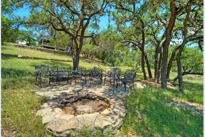 8005 Sharon Road, Volente, TX 78641 - Photo 19