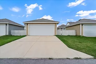330 Hortus Dr, Kyle, TX 78640 - Photo 25