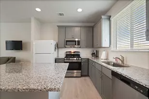 330 Hortus Dr, Kyle, TX 78640 - Photo 11