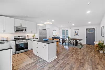 6809 Roanoke Drive, Austin, TX 78723 - Photo 7