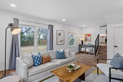 6809 Roanoke Drive, Austin, TX 78723 - Photo 11