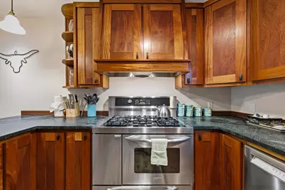 2110 De Verne Street, Austin, TX 78704 - Photo 13