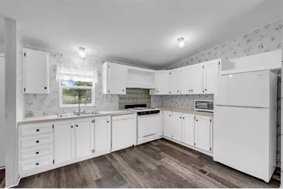 156 Julie Drive, Kingsland, TX 78639 - Photo 9