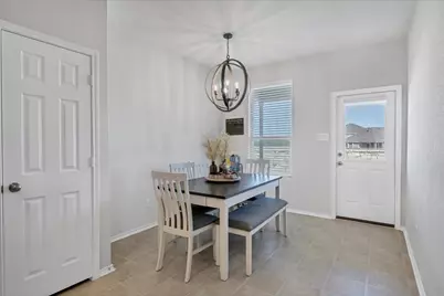 246 Cascata Way, Liberty Hill, TX 78642 - Photo 5