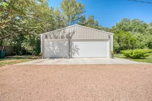 409 Island Lodges Dr, Buchanan Dam, TX 78609 - Photo 23