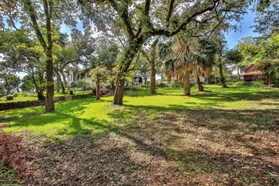 906 Chestnut Street, San Marcos, TX 78666 - Photo 7