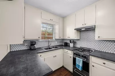 2203 Ventura Drive #B, Austin, TX 78741 - Photo 9