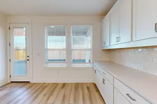 2008 Lolo Ln, Leander, TX 78641 - Photo 5