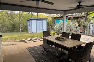 504 Heartwood Dr, Austin, TX 78745 - Photo 29