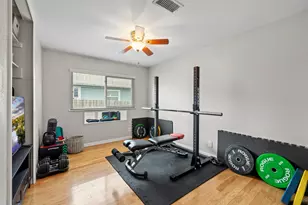 504 Heartwood Dr, Austin, TX 78745 - Photo 21