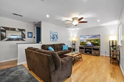 504 Heartwood Drive, Austin, TX 78745 - Photo 5