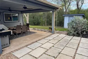 504 Heartwood Dr, Austin, TX 78745 - Photo 27