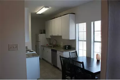 706 W 24th Street #203, Austin, TX 78705 - Photo 11