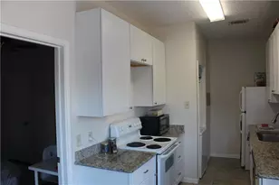 706 W 24th St, Austin, TX 78705 - Photo 5