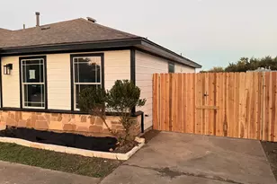 11321 Briarcreek Loop, Manor, TX 78653 - Photo 3