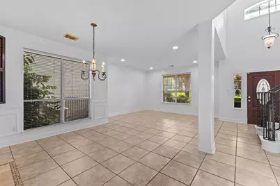 5724 Brittlyns Court, Austin, TX 78730 - Photo 9