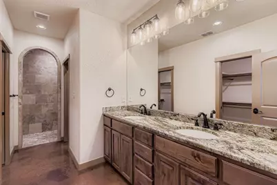 192 Freedom Drive, Georgetown, TX 78626 - Photo 13