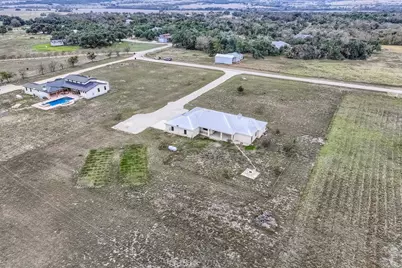 192 Freedom Drive, Georgetown, TX 78626 - Photo 33