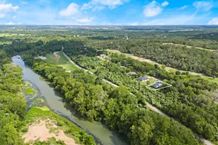 147 Kahana Ln, Bastrop, TX 78602 - Photo 33