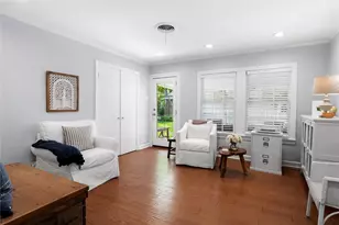 1701 W 33rd St, Austin, TX 78703 - Photo 23