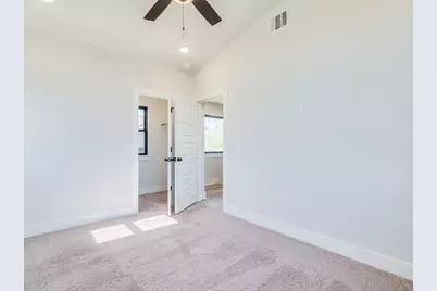 206 E Wonsley Drive #B, Austin, TX 78753 - Photo 11