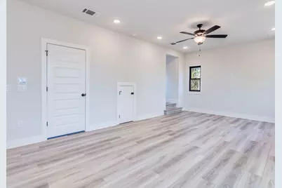 206 E Wonsley Drive #B, Austin, TX 78753 - Photo 5