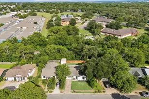 6915 Cherry Meadow Dr, Austin, TX 78745 - Photo 17