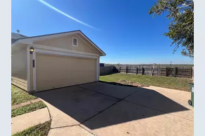 11512 Melstone Drive, Manor, TX 78653 - Photo 17