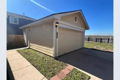 11512 Melstone Drive, Manor, TX 78653 - Photo 15