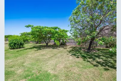 213 Sarahs Lane, Liberty Hill, TX 78642 - Photo 33