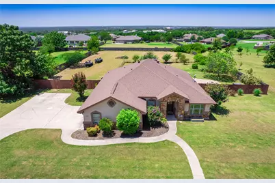 213 Sarahs Lane, Liberty Hill, TX 78642 - Photo 3
