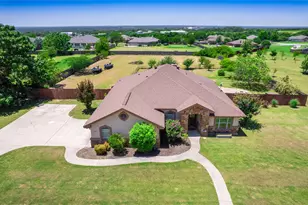 213 Sarahs Ln, Liberty Hill, TX 78642 - Photo 3