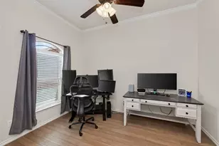 213 Sarahs Ln, Liberty Hill, TX 78642 - Photo 5