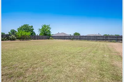 213 Sarahs Lane, Liberty Hill, TX 78642 - Photo 35