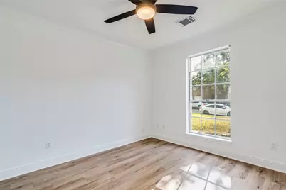 1106 Hughmont Drive, Pflugerville, TX 78660 - Photo 11