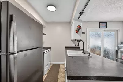 1628 Royal Hill Drive, Austin, TX 78741 - Photo 7