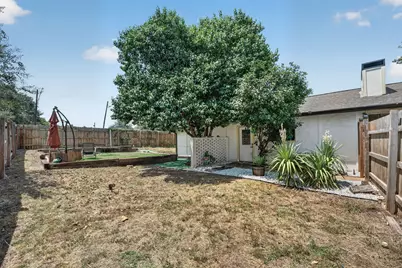 1628 Royal Hill Drive, Austin, TX 78741 - Photo 25