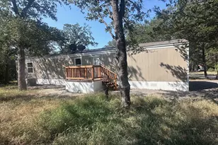 302 Lone Star Rd, Bastrop, TX 78602 - Photo 1