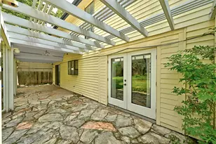 12113 Black Angus Dr, Austin, TX 78727 - Photo 7