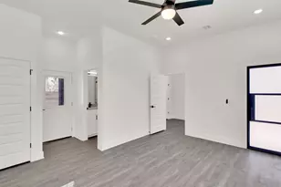 1106 Begonia Terrace, Austin, TX 78741 - Photo 9