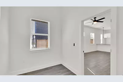 1106 Begonia Terrace #2, Austin, TX 78741 - Photo 17