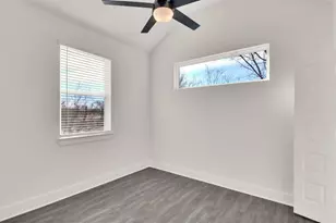 1106 Begonia Terrace, Austin, TX 78741 - Photo 27