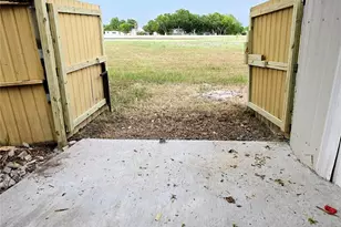 101 S Lockhart St, Manor, TX 78653 - Photo 13