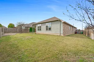 2923 Bluffstone Dr, Round Rock, TX 78665 - Photo 31